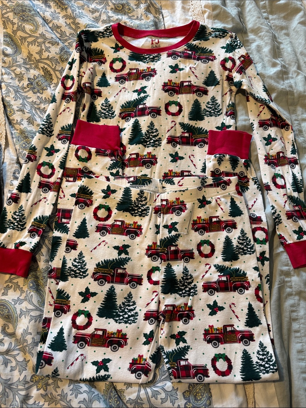 The Children's Place Red and Green Holiday Truck Kids Pajama Set